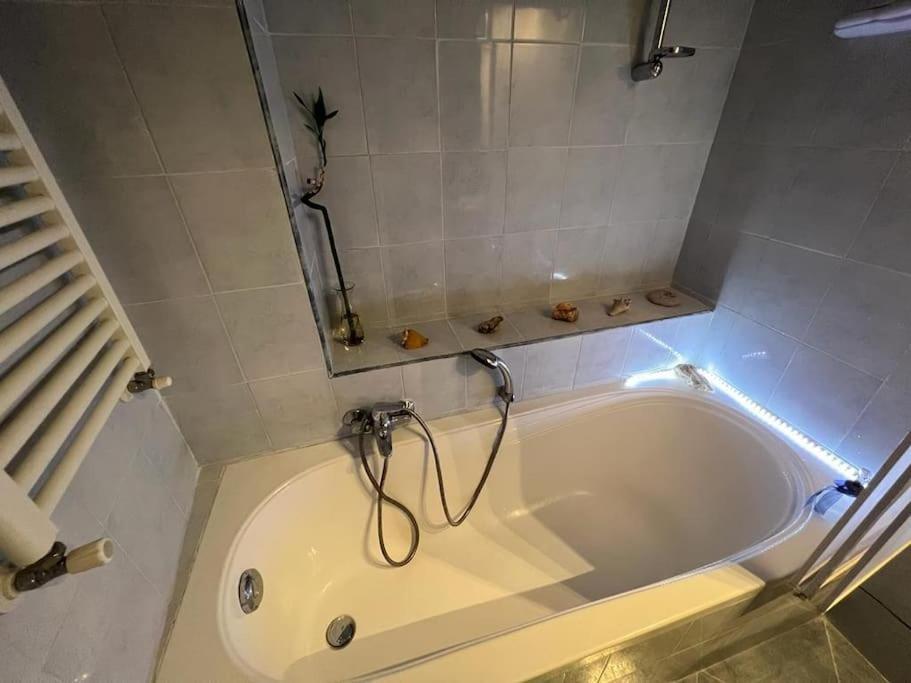 Apartament A Casa Di Rita Bilocale In San Remo Zewnętrze zdjęcie